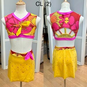 Yellow floral costume. CL